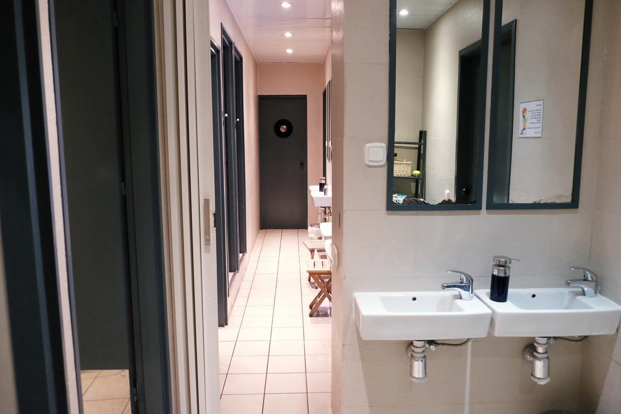 Alternative Creative Youth Hostel Barcelona Bagian luar foto